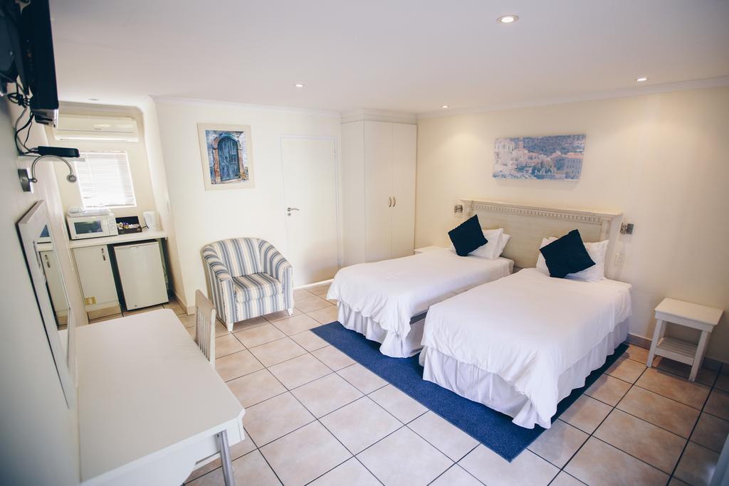 Santorini Guesthouse East London Kültér fotó