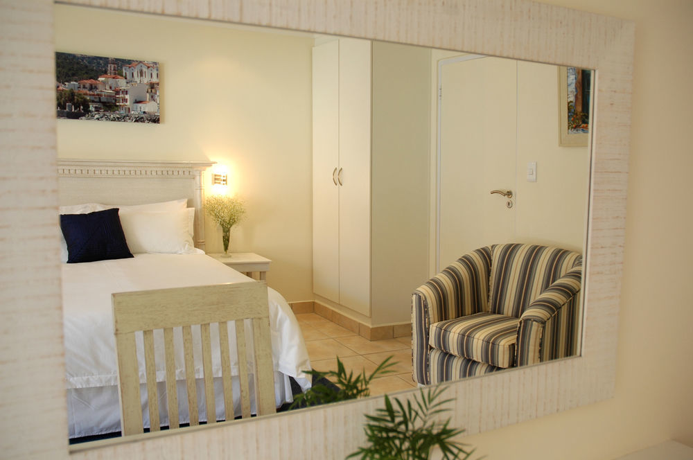 Santorini Guesthouse East London Kültér fotó